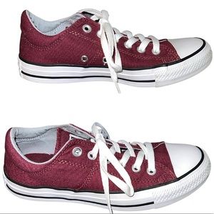 CHUCK TAYLOR CONVERSE ALL⭐️STAR Classic Sneakers - Women’s 7